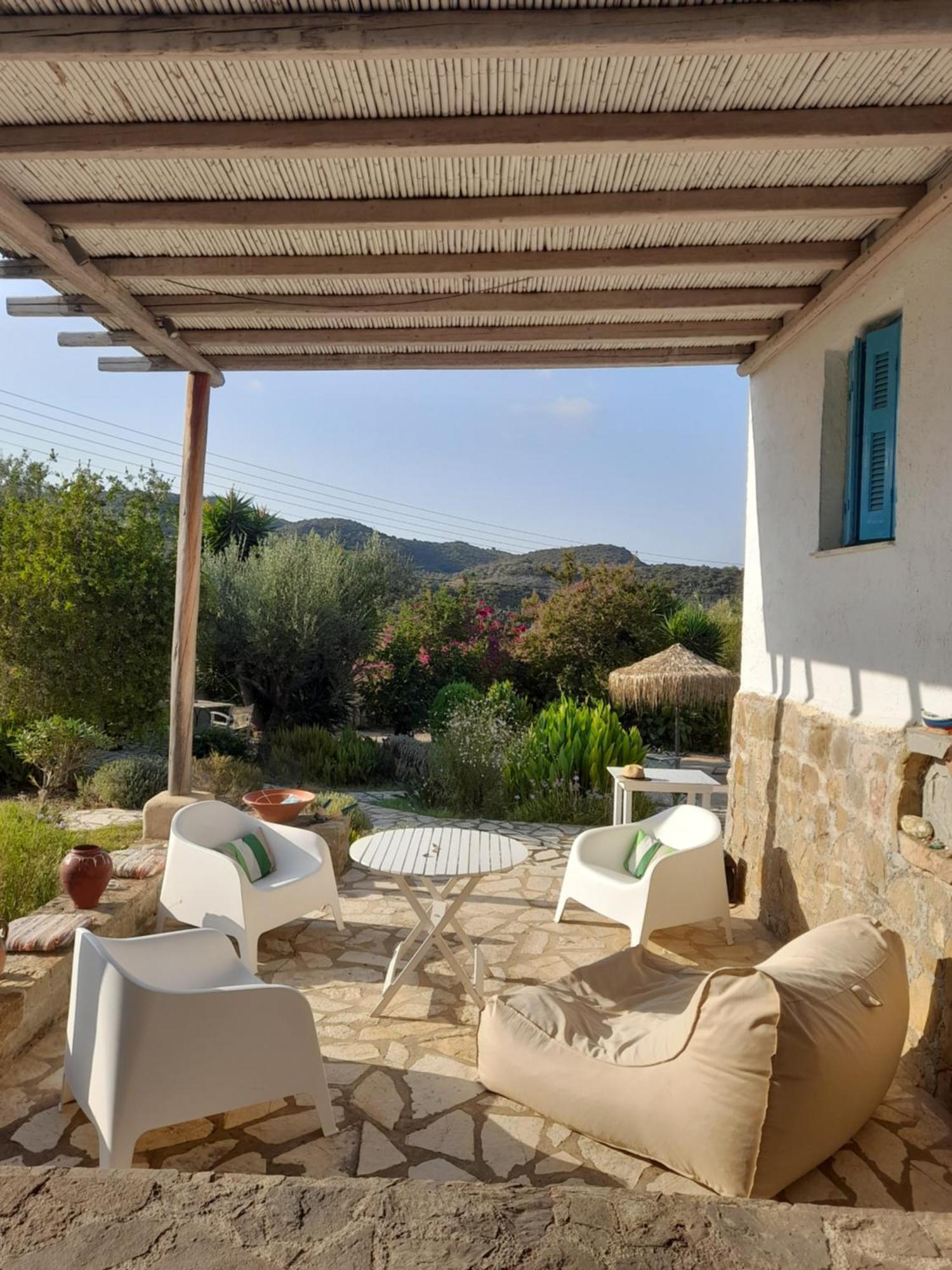 Lemon Tree Cottage Finikounta Bagian luar foto