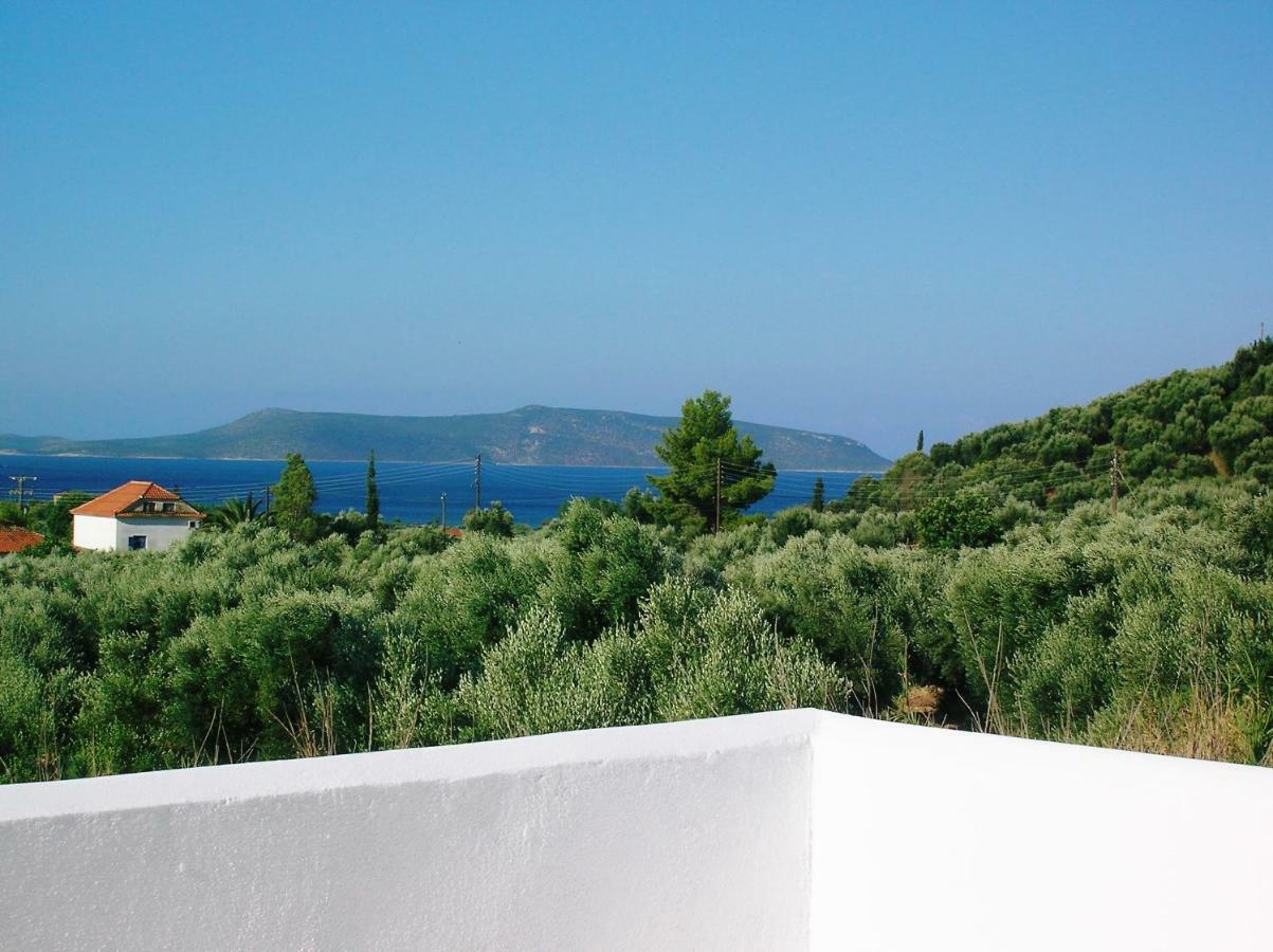 Lemon Tree Cottage Finikounta Bagian luar foto