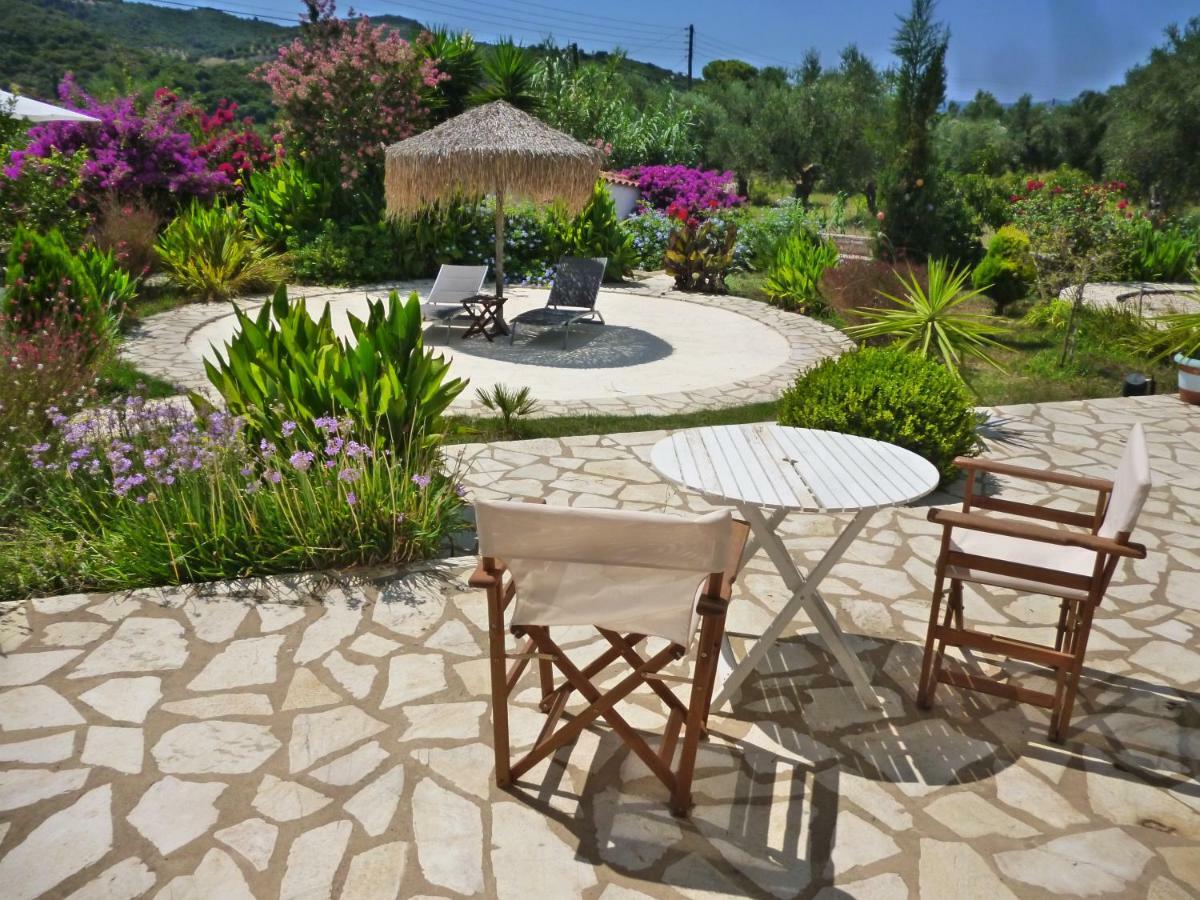 Lemon Tree Cottage Finikounta Bagian luar foto